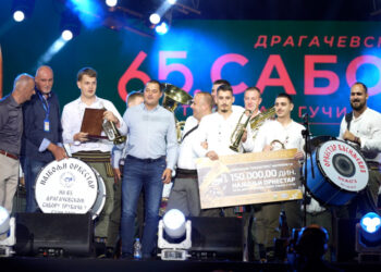 Vladimir Kuzmanović oduševio publiku na 65. Dragačevskom saboru u Guči