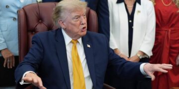 Donald Tramp: Želim da im pružim svaku priliku pre nego što dođe do posledica