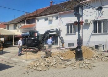 Toplovod za školu: Radovi na sistemu grejanja u Grockoj