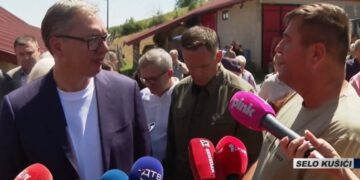 Otac zahvalio predsedniku Vučiću za odobrenje leka njegovoj ćerki