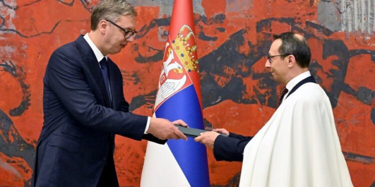Ambasadori danas predaju akreditive Vučiću