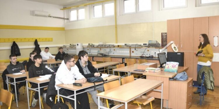 Upis za starije od 17 godina biće od 24. do 27. avgusta