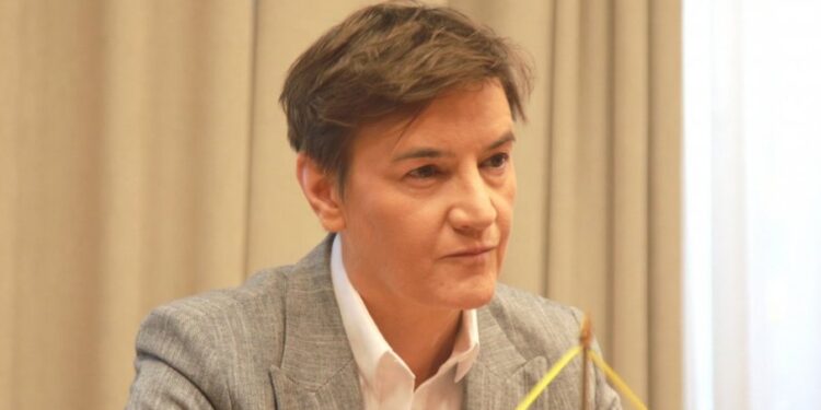 Brnabić o blokaderima: Vučićev greh je obilazak Srbije