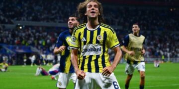 Mateo Genduzi izazvao haos na stadionu, obezbeđenje intervenisalo
