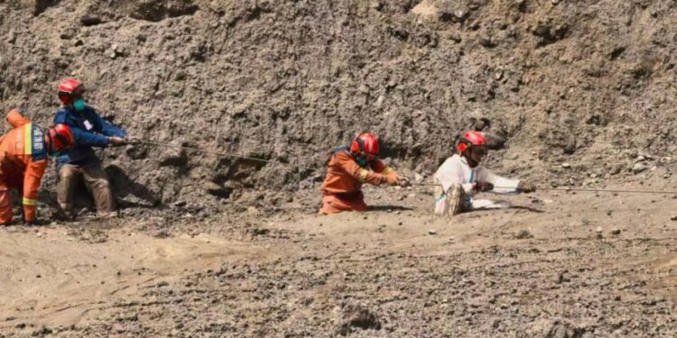 Broj žrtava poplava u Nepalu dostigao 734, nestalo 2.498 ljudi
