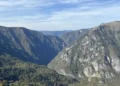 Planinar na Durmitoru zarobljen u vrletima Prutaša, spasioci brzo intervenisali