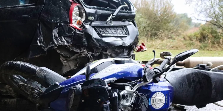 Teška saobraćajna nesreća u Karlovcu: motociklista se sudario s automobilom