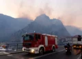 Žena (76) teško povređena prilikom pada sa broda na Braču tokom požara
