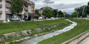 Novi pešački most u Gornjem Milanovcu prelazi reku Despotovicu