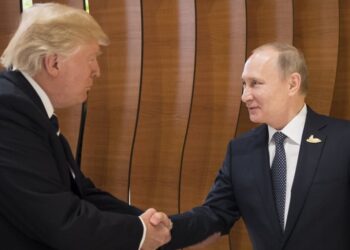 Putin i Tramp razgovarali o samitu Rusije, SAD-a i Kine na APEK-u