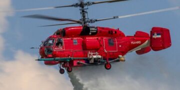 Helikopteri MUP-a angažovani na gašenju požara na Suvoj planini