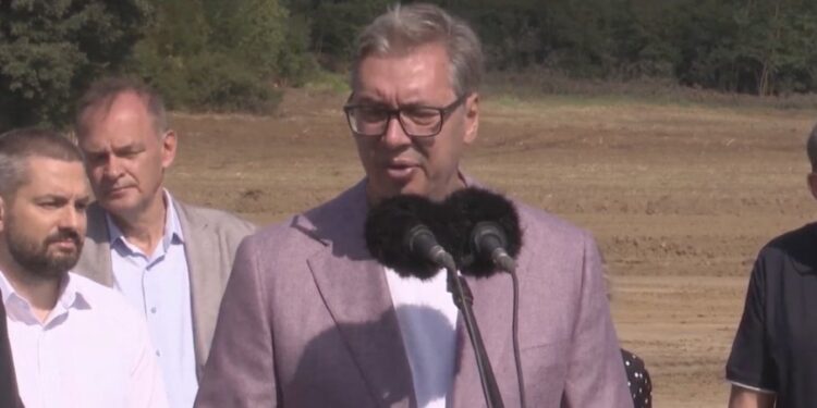 Aida Ćorović i misteriozno poreklo desetina hiljada evra, Vučić komentariše