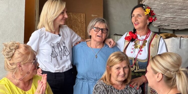 Žene iz Mačvanskog okruga se povezuju u Zlakusi, koristi cela zajednica