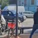 Zoran Sekeruš napao štandove SNS u Kuli, povređene dve osobe