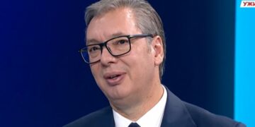 Srbija se priprema za ulazak u višu ligu, ističe Vučić