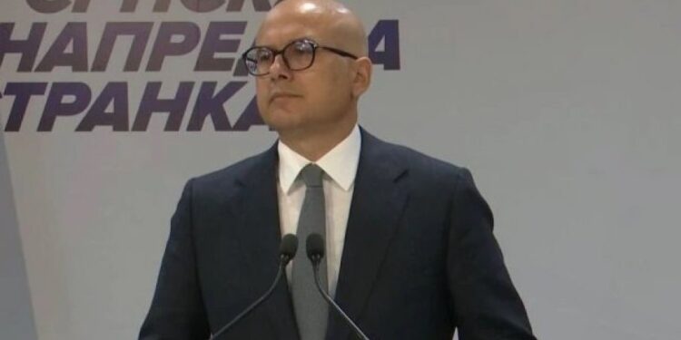 Lider SNS Vučević osudio nove napade na porodicu Vučić u političkom beznađu