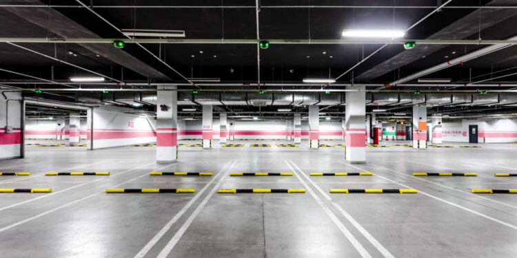 Garaže i nova parking mesta kod UKC-a u Nišu u planu su vlasti