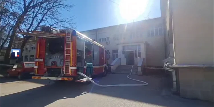 Požar u Kliničkom centru Podgorica uzrokovao evakuaciju pacijenata i osoblja