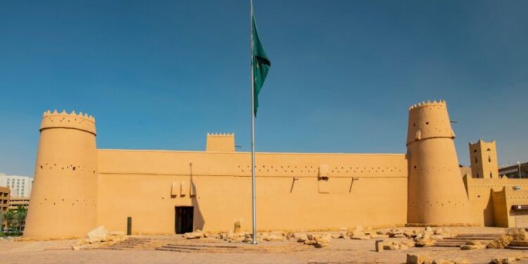 Saudijski vojni helikopter se srušio, poginule dve osobe