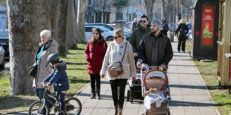 Pravo na roditeljski dodatak i postupak prijave