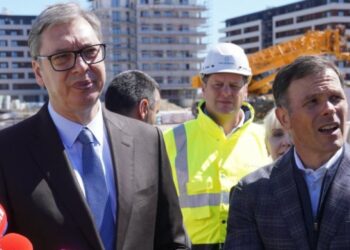 Napadi na Vučićevu porodicu: Mali o reakcijama na mržnju i pružanju ruke