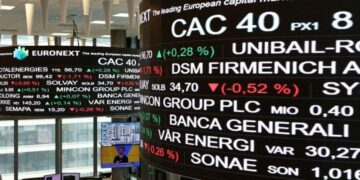 Nafta Brent dostigla cenu od 104 dolara, akcije u tehnološkom sektoru pod pritiskom