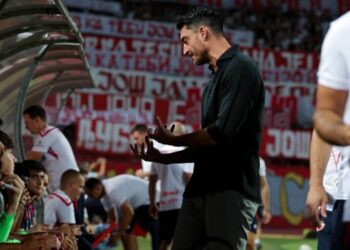 Susret Alberta Rijere i Aleksandra Kataija posle meča Crvena zvezda