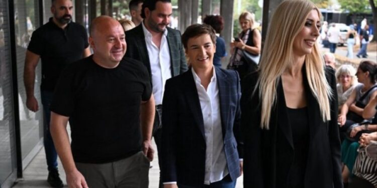 Miting u Areni: Brnabić poziva na podršku Vučiću i listi broj 1