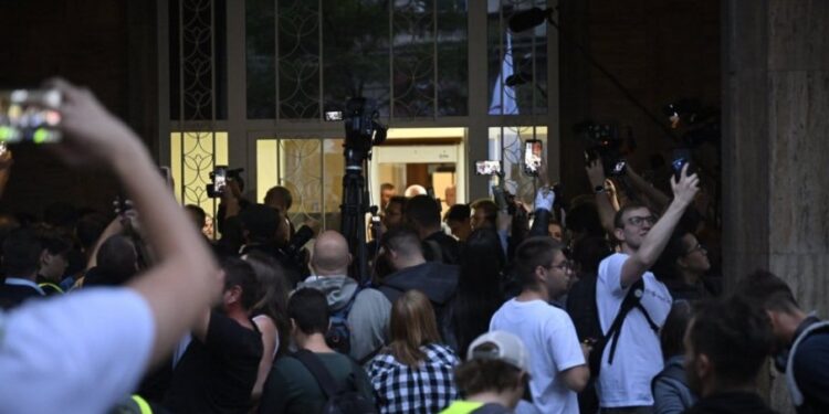 Narod se distancira od blokadera: „Bio sam na njihovim protestima, ali neću glasati za njih“