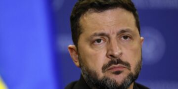 Bivši pomoćnik otkriva laži ukrajinskog predsednika Zelenskog