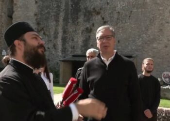 Vučić u manastiru Manasija nastavlja borbu za Srbiju