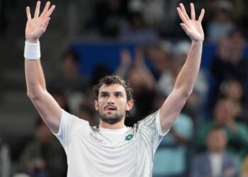 Valentan Vašro iznenadio u Tokiju: Eliminisao tenisere iz Top 10