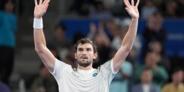 Valentan Vašro iznenadio u Tokiju: Eliminisao tenisere iz Top 10