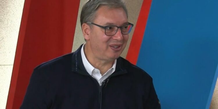 Vučić se prisetio intervjua od pre 24 godine i komentarisao Zvezdanu
