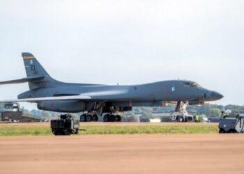 Amerikanci povukli sve bombardere usred krize u Velikoj Britaniji