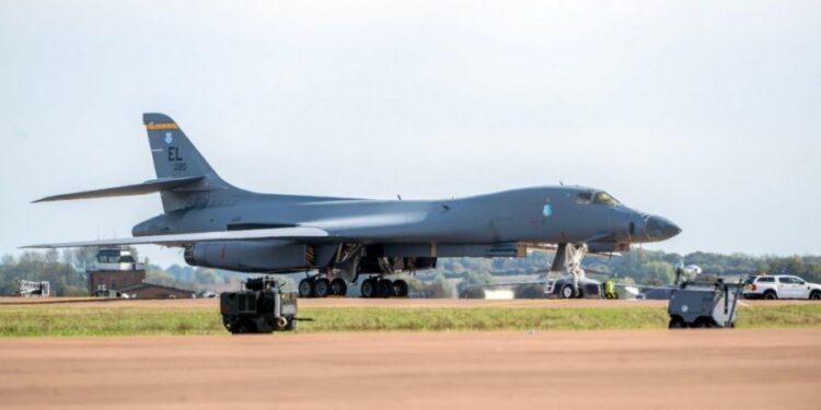 Amerikanci povukli sve bombardere usred krize u Velikoj Britaniji