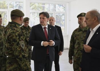 Rekonstruisani objekat u kasarni „Nikola Pašić“ u Zaječaru obišao Gašić