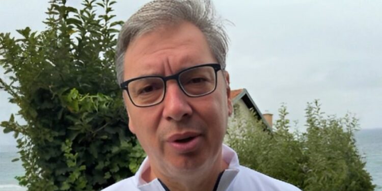 Srbija pobeđuje, poručio Vučić razotkrivajući tvrdnje blokadera