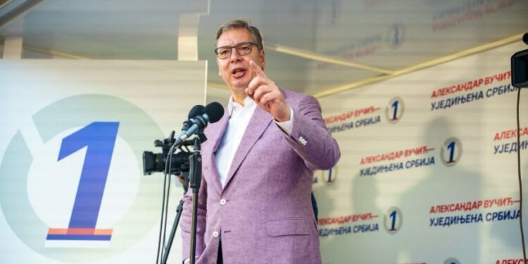 Vučić iz Kruševca poziva Gintera na TV duel o studentskoj listi