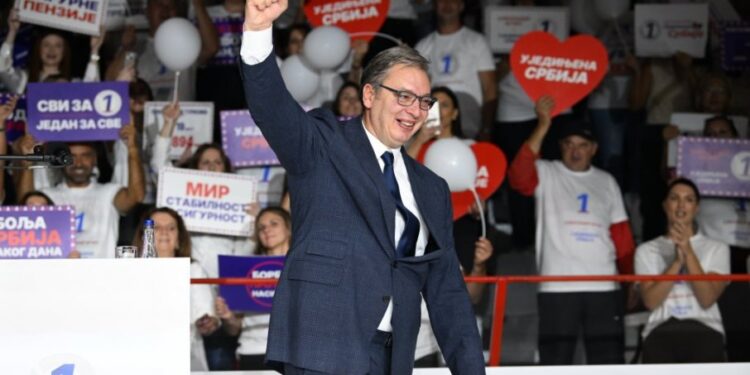 Aleksandar Vučić ubedljivo pobedjuje 25. oktobra: 10 ključnih razloga