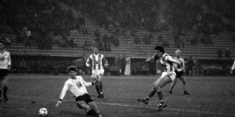 Zvezda se oglasila na dan utakmice sa Kopenhagenom, pozivajući na 22. oktobar 1986.