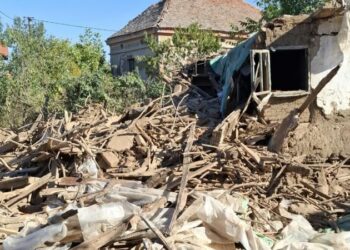 Porodica iz Lučice seli se u stambeni kontejner umesto kućice od pruća